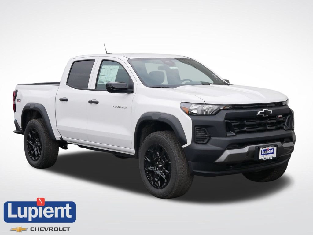 New 2026 Chevrolet Colorado Trail Boss AWD/4WD 360° Tour