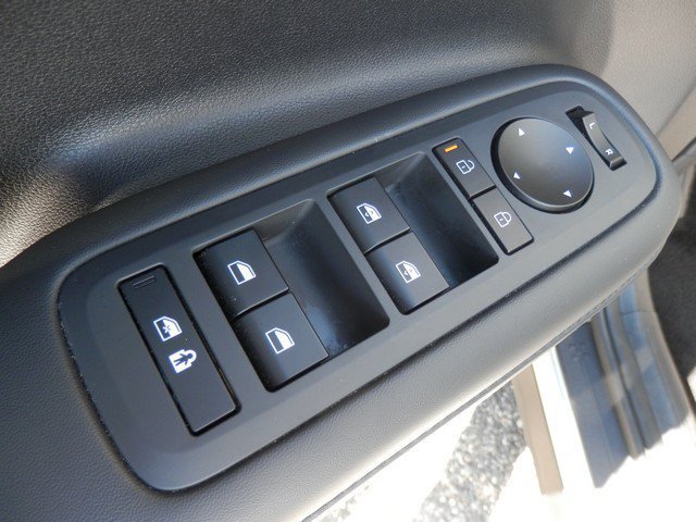 Used 2026 Hyundai Santa Fe SEL AWD/4WD image 16