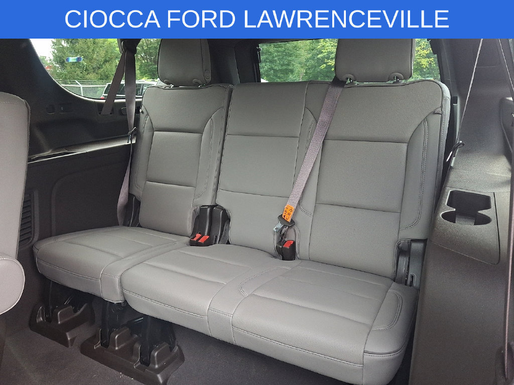 Used 2023 GMC Yukon XL SLT AWD/4WD image 14