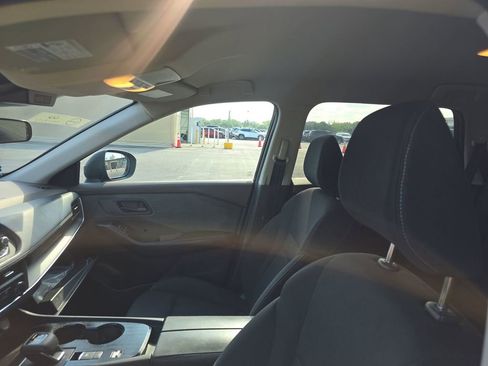 Used 2023 Nissan Rogue S FWD image 21