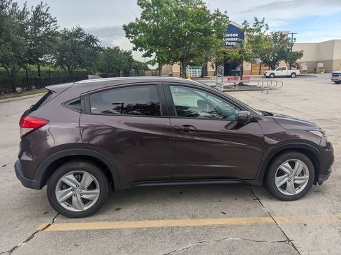 Used 2019 Honda HR-V EX image 13