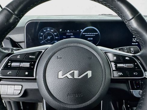 Used 2024 Kia Seltos S FWD image 16