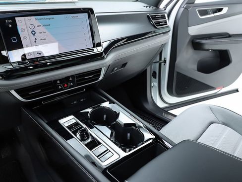 New 2026 Volkswagen Atlas Cross Sport SEL image 23