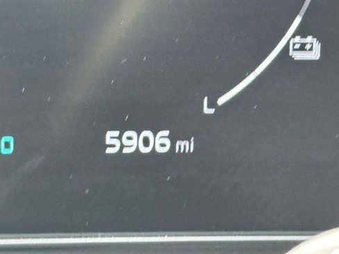 Used 2024 Kia Sportage SX Prestige image 19