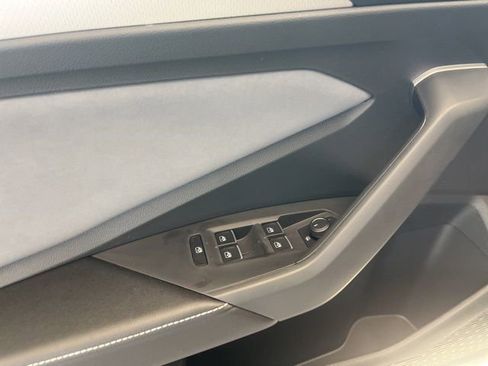 New 2026 Volkswagen Jetta SE FWD image 7