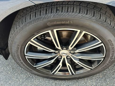Used 2021 Volvo XC60 T5 Inscription AWD/4WD image 32