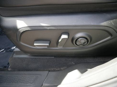 Used 2021 Jeep Grand Cherokee L Laredo AWD/4WD image 15