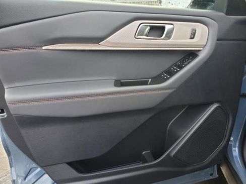 New 2026 Ford Explorer Active w/ Active Comfort Package image 15