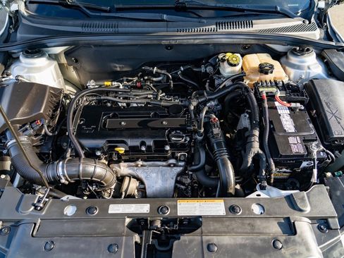 Used 2014 Chevrolet Cruze LT image 23