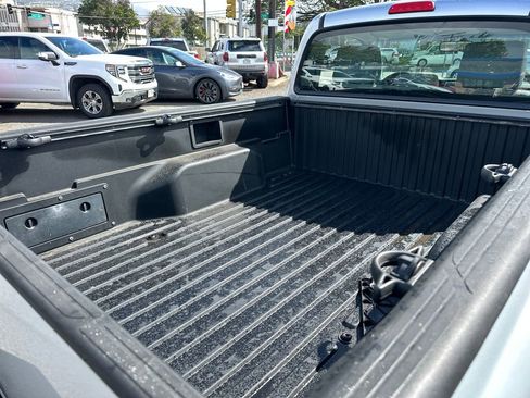 Used 2011 Toyota Tacoma 2WD Regular Cab image 17