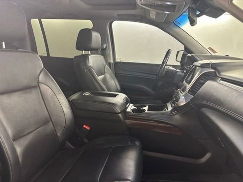 Used 2019 GMC Yukon XL SLT w/ Graphite Performance Edition RWD image 22