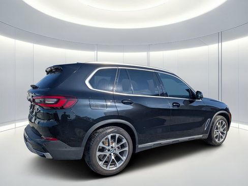 Used 2023 BMW X5 sDrive40i w/ Premium Package image 4