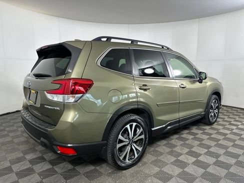 Used 2022 Subaru Forester Limited image 3