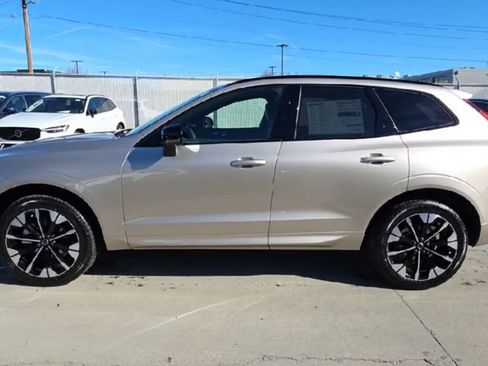 New 2026 Volvo XC60 B5 Plus w/ Protection Package Premier image 6