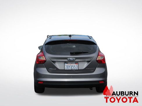 Used 2014 Ford Focus Titanium image 4