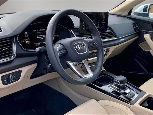 Used 2024 Audi Q5 2.0T Premium Plus image 11