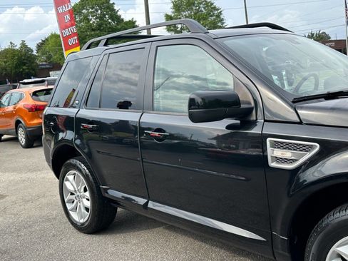 Used 2013 Land Rover LR2 HSE LUX image 35