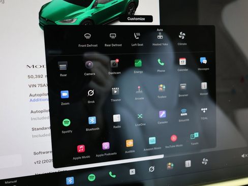 Used 2022 Tesla Model X image 30