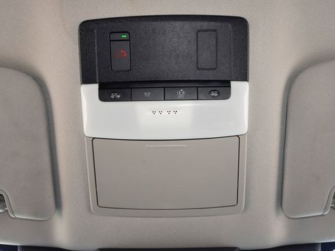 Used 2022 Nissan Pathfinder SV FWD image 22