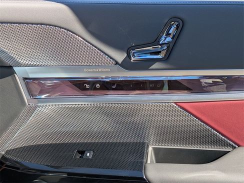 New 2025 BMW 740i 740i image 13