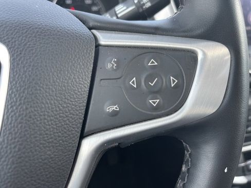 Used 2024 GMC Terrain SLT image 26