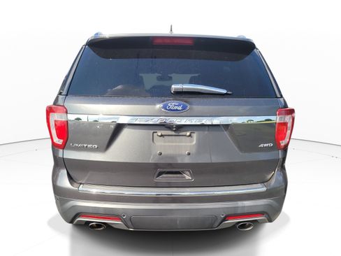 Used 2019 Ford Explorer Limited w/ Ford Safe & Smart Package AWD/4WD image 7