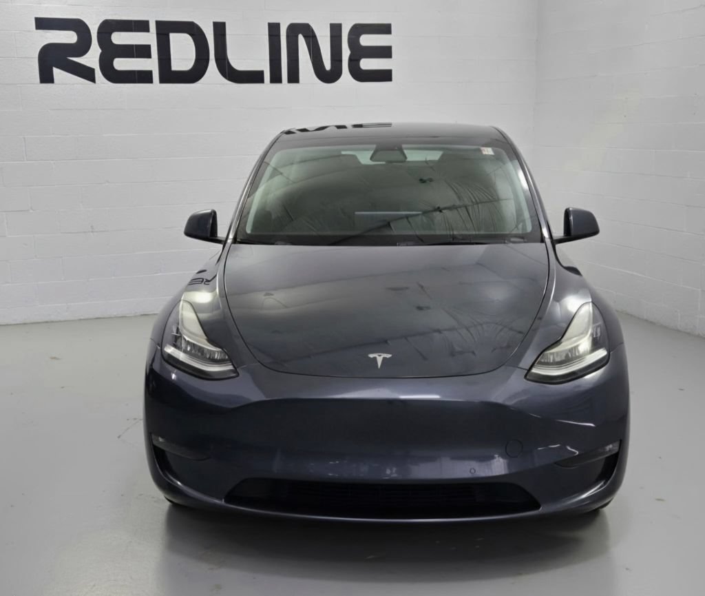 Used 2022 Tesla Model Y Long Range AWD/4WD image 3