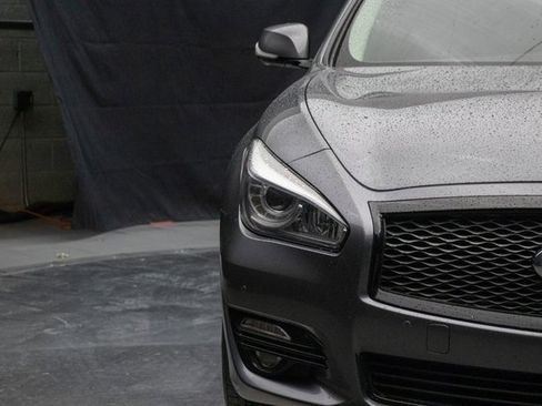 Used 2016 INFINITI Q70 3.7 w/ Deluxe Touring Package image 5