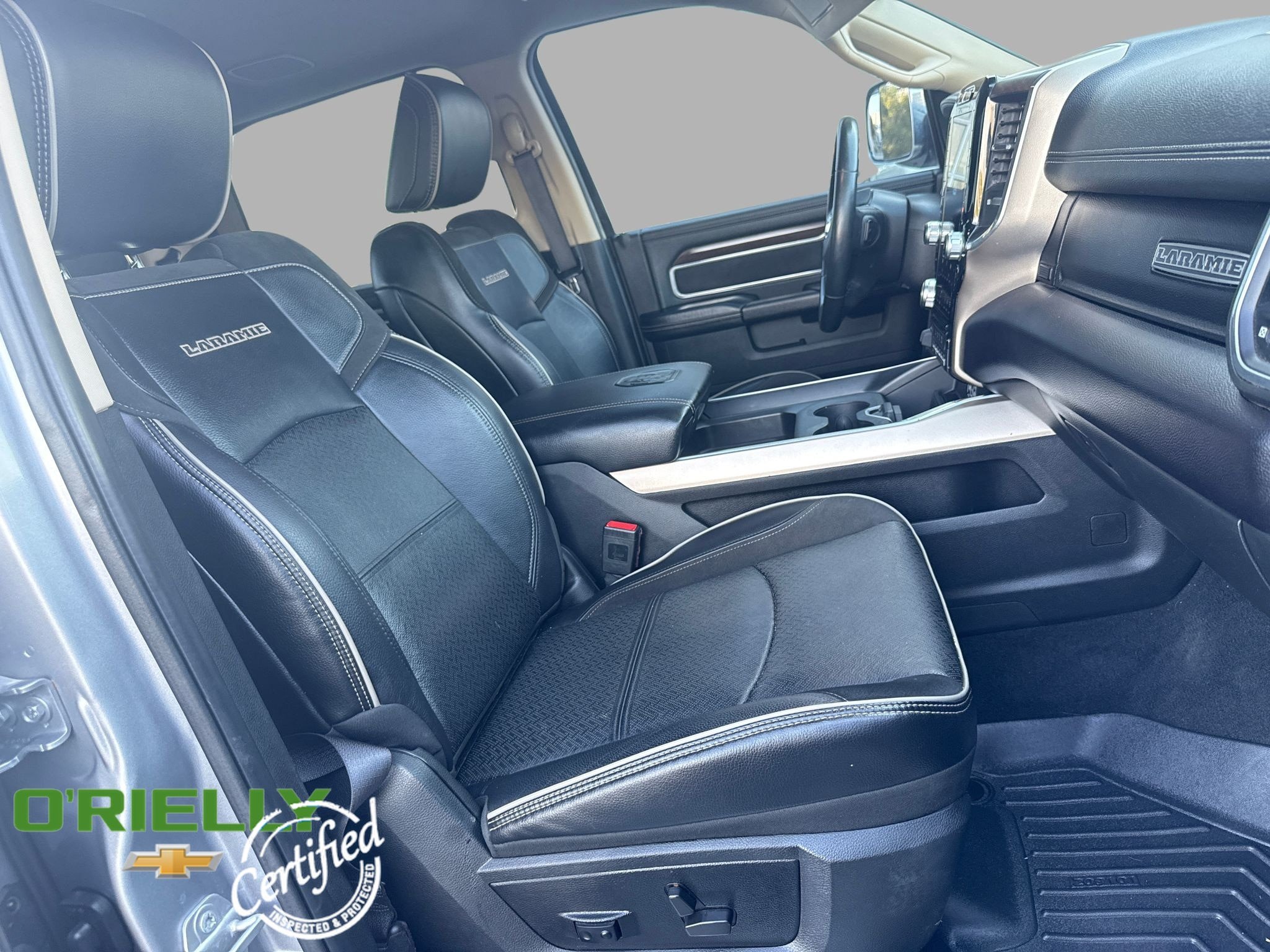 Used 2022 RAM 2500 Laramie AWD/4WD image 38