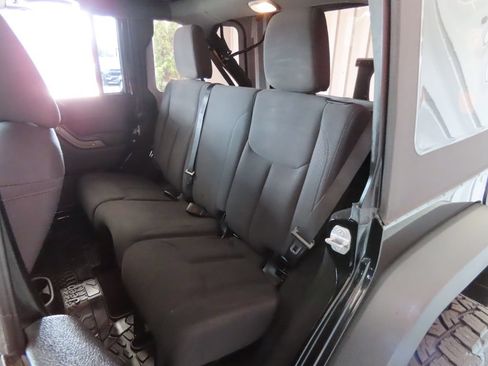 Used 2014 Jeep Wrangler Unlimited Sport AWD/4WD image 23