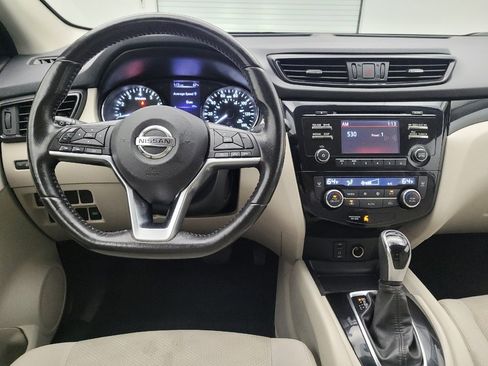 Used 2018 Nissan Rogue Sport SV w/ SV All-Weather Package image 22