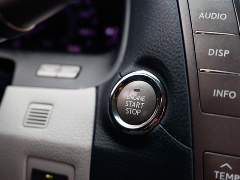 Used 2008 Lexus LS 460 image 33