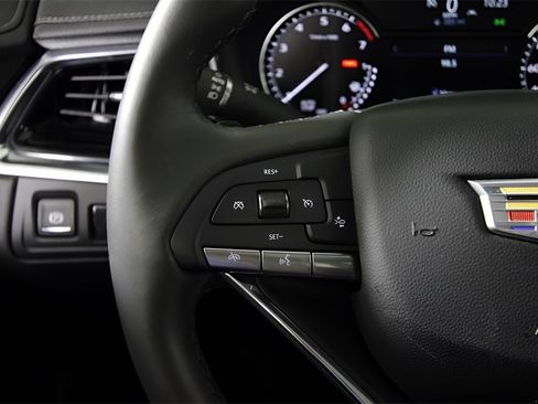 Used 2023 Cadillac XT6 Luxury w/ LPO, Floor Liner Package image 28