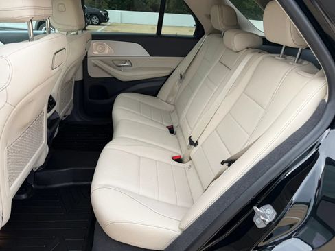 Used 2020 Mercedes-Benz GLE 350 4MATIC image 6