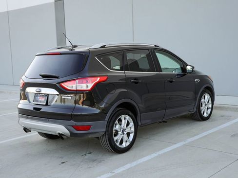 Used 2015 Ford Escape Titanium image 7