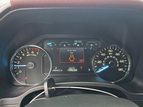 Used 2018 Ford F150 Platinum w/ Equipment Group 701A Luxury AWD/4WD image 12