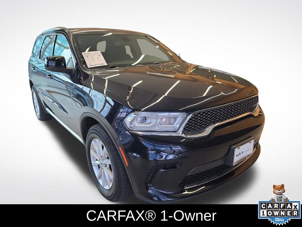Used 2024 Dodge Durango SXT w/ 3rd Row Seating Group RWD image 2