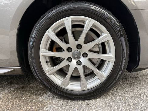 Used 2020 Audi A4 2.0T Premium w/ Convenience Package image 4