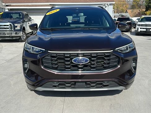 Used 2023 Ford Escape ST-Line Elite w/ Premium Technology Package image 2