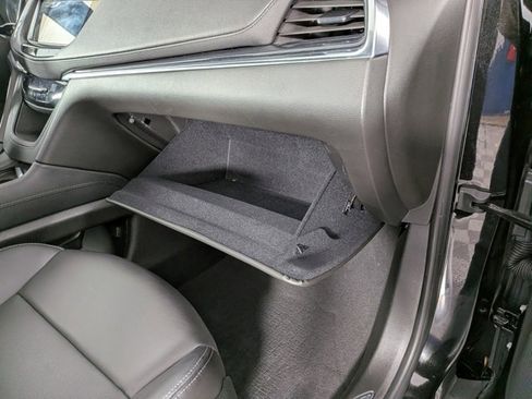 Certified 2025 Cadillac XT5 Premium Luxury w/ LPO, Floor Liner Package image 34