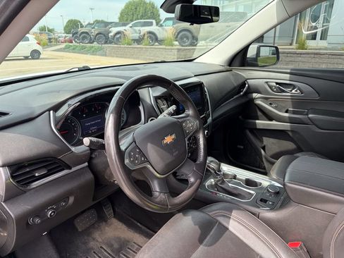 Used 2021 Chevrolet Traverse Premier w/ LPO, Floor Liner Package AWD/4WD image 9