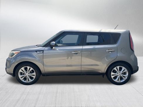 Used 2016 Kia Soul + FWD image 5
