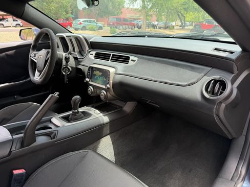 Used 2014 Chevrolet Camaro SS w/ SS Performance Package RWD image 14