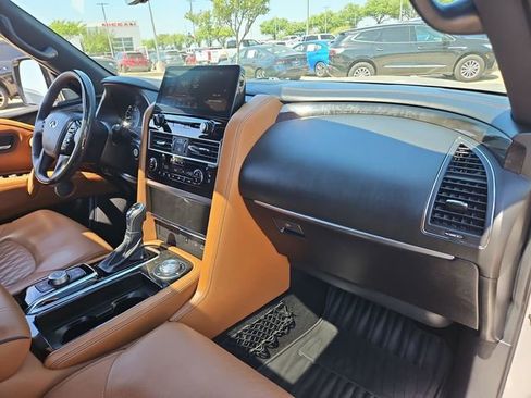 Used 2023 INFINITI QX80 Sensory w/ Cargo Package image 28