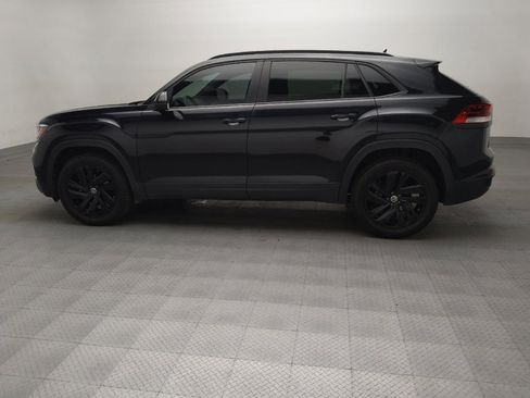 Used 2022 Volkswagen Atlas Cross Sport SE FWD image 3