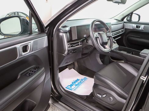 Used 2024 Hyundai Santa Fe SEL image 3