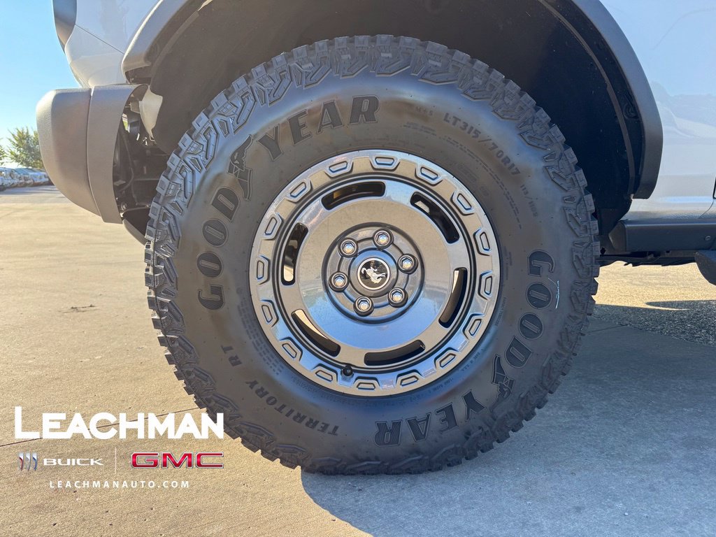 Used 2025 Ford Bronco Badlands AWD/4WD image 8
