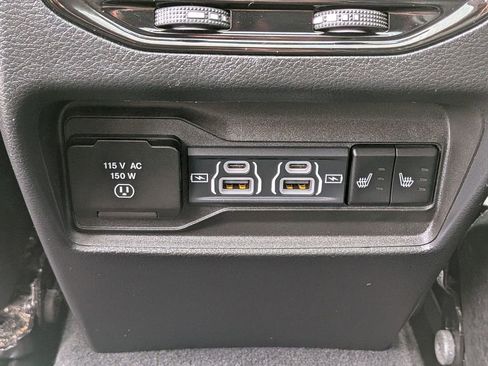 Used 2023 Jeep Grand Cherokee 4WD 4xe image 29