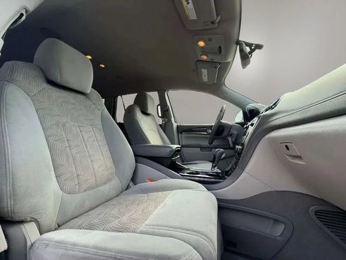 Used 2015 Buick Enclave Convenience FWD image 14