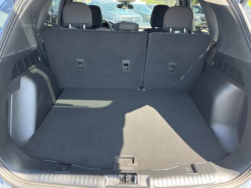 Used 2025 Ford Escape Active w/ Tech Pack #1 FWD image 20